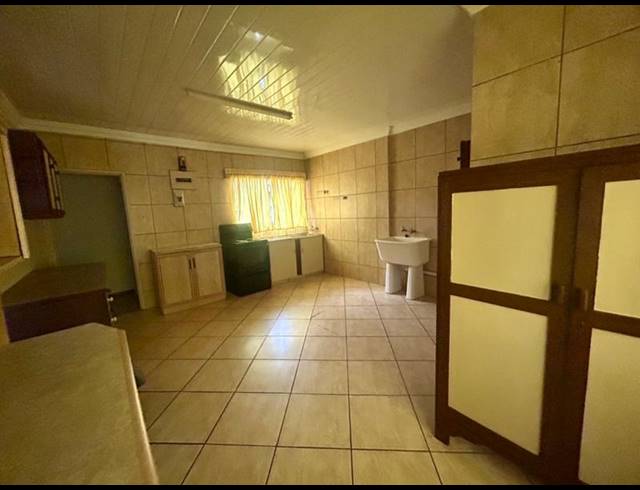 3 BEDROOM HOUSE FOR SALE IN VANDERBIJLPARK CW 6